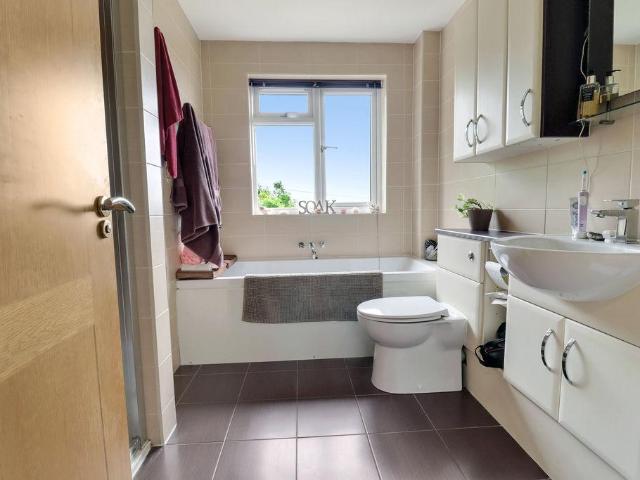 House for sale in Binfield