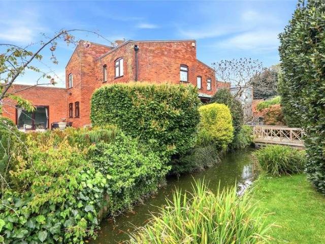 House for sale in Shoeburyness, Southend-on-Sea