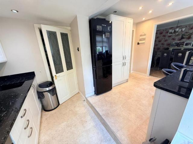 House for sale in Stourbridge, West Midlands