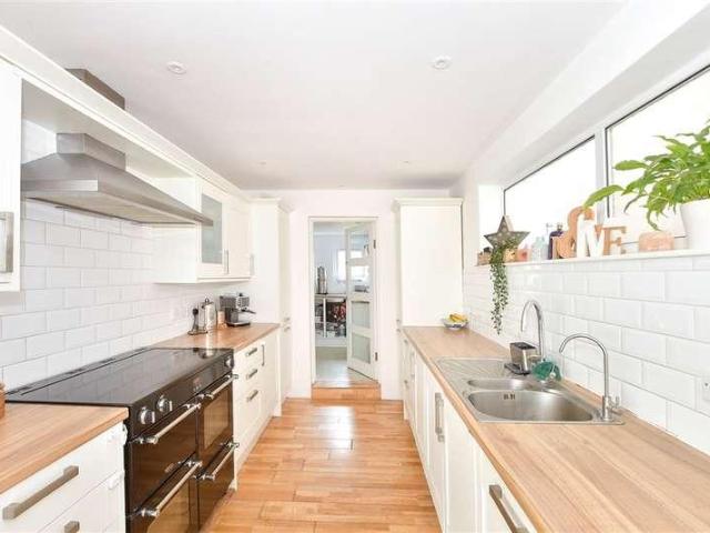 House for sale in Perryfields, West Sussex
