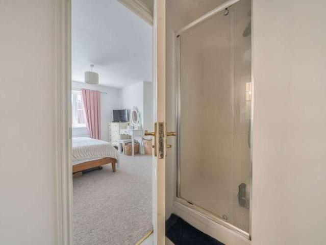 House for sale in Thatcham, West Berkshire