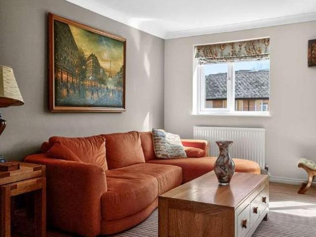 House for sale in Penarth Marina, Penarth