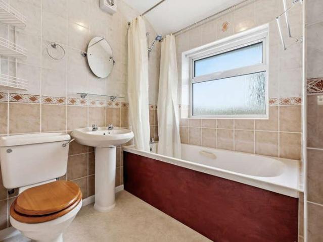 House for sale in Martyrs Field, The Bridge