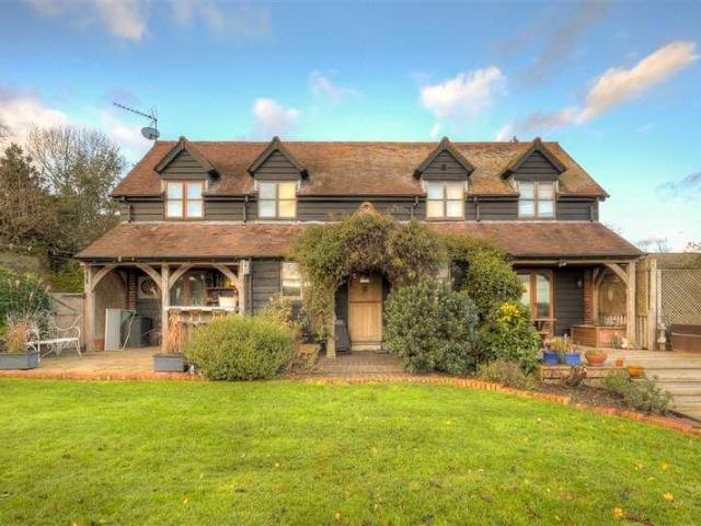 House for sale in Ivy Chimneys, Epping
