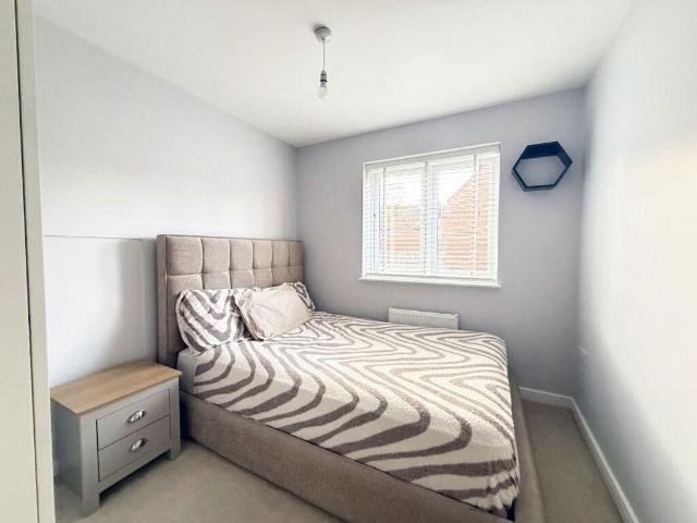 House for sale in Pinders Heath, West Yorkshire