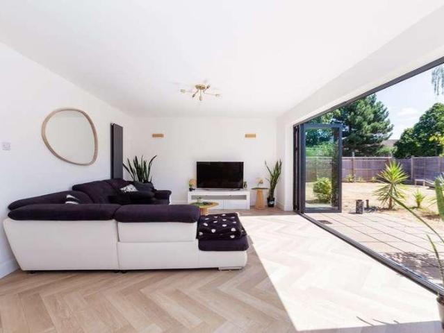 House for sale in Cox Green, Maidenhead