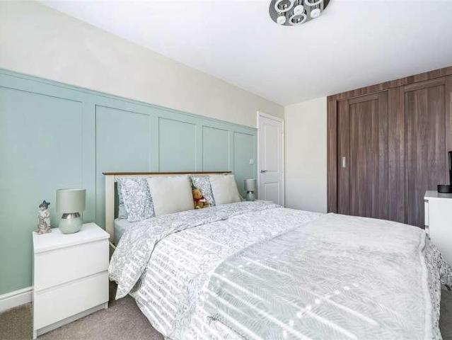 House for sale in Hanworth, Bracknell