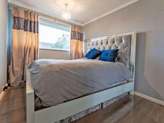 House for sale in Rushden