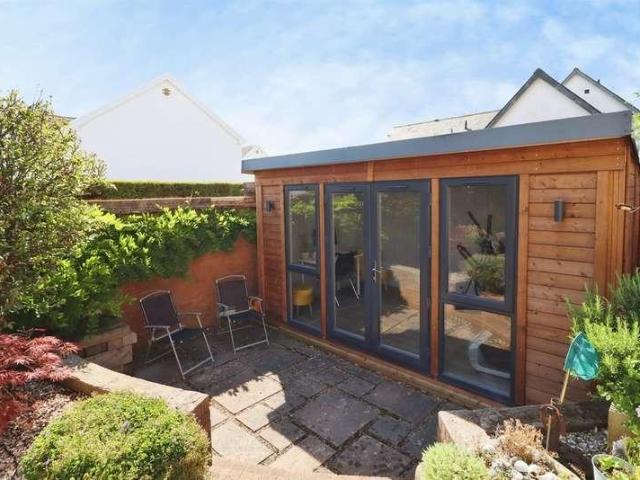 House for sale in The Knap, Barry