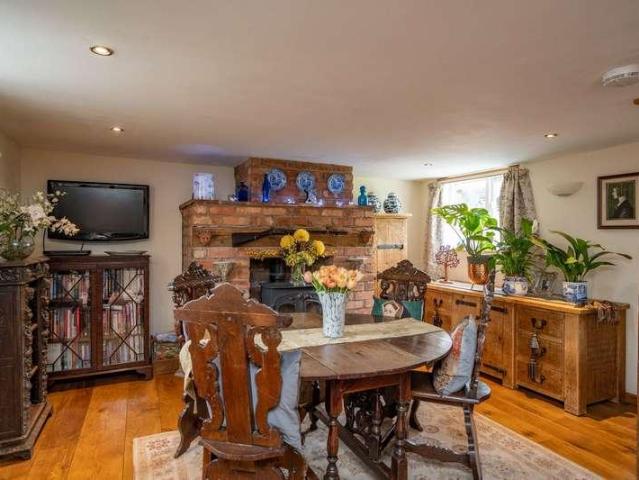 House for sale in Forthampton, Worcestershire