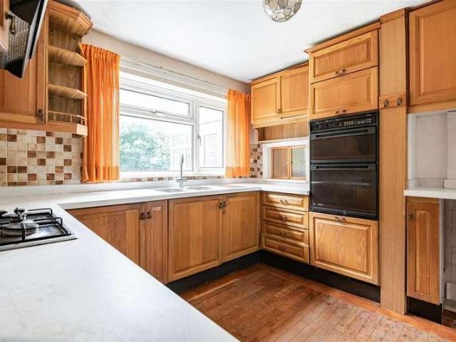 House for sale in Radlett, Hertfordshire