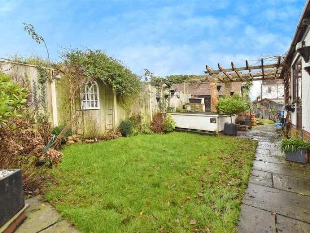 House for sale in Anlaby Park, Hull