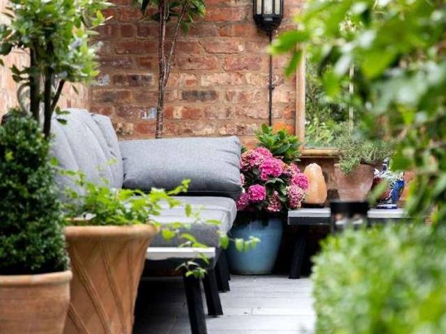 House for sale in Chester, Hough Green