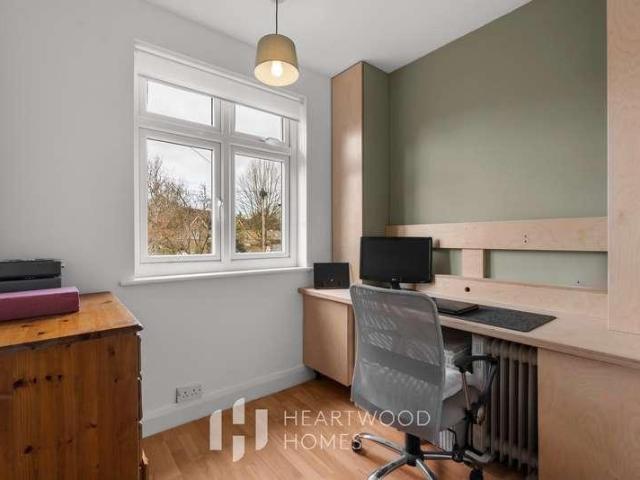 House for sale in The Camp, Five Acres