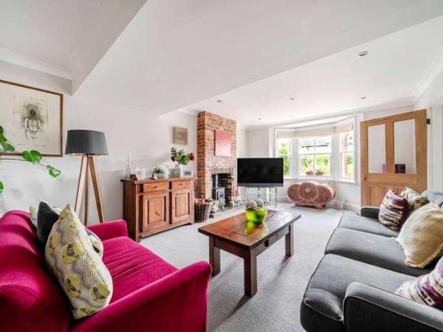 House for sale in Holt Pound, Bolton Low Houses