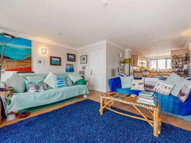 House for sale in Littlecote, West Sussex