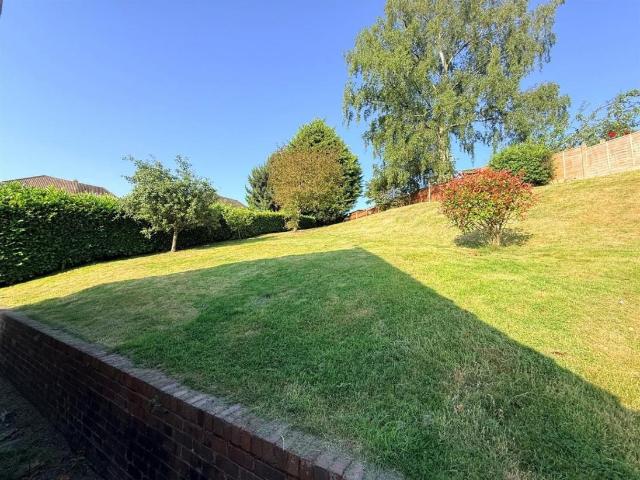 House for sale in Stourbridge, West Midlands