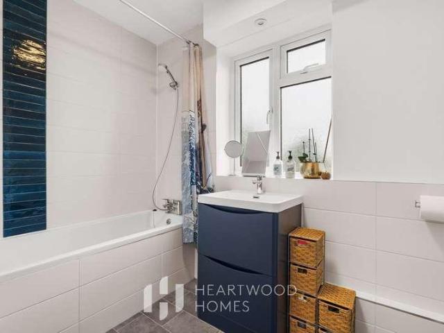 House for sale in St Albans, Five Acres