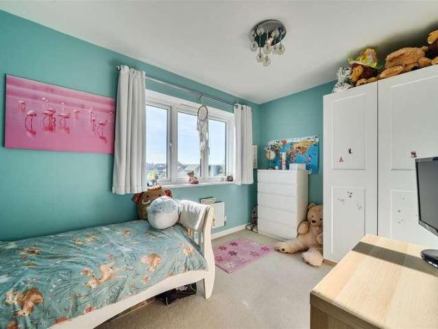 House for sale in Longhedge Village, Ford