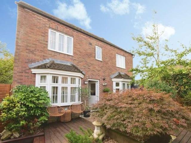House for sale in Bridgend, Cefn Glas