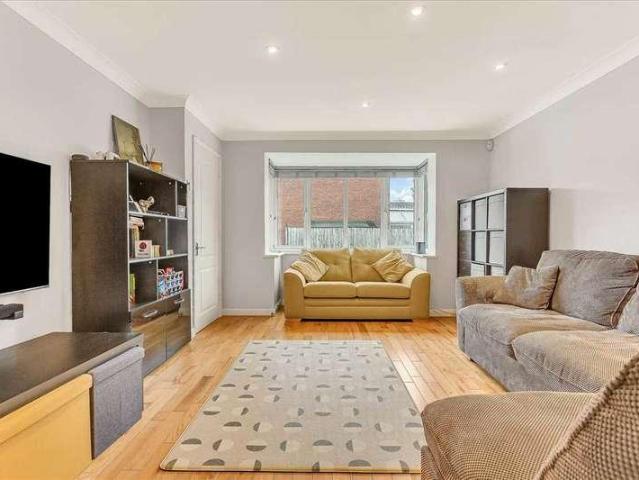 House for sale in Olney