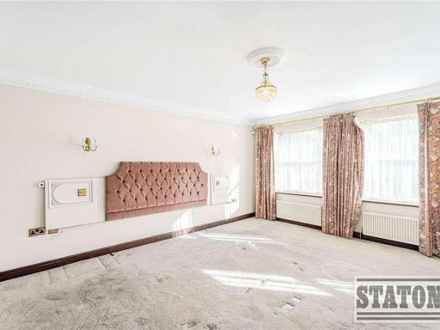 House for sale in London Borough of Barnet, Greater London