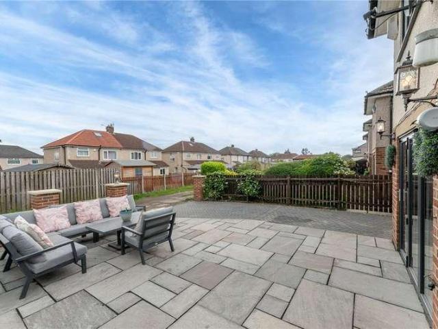 House for sale in Wrose, West Yorkshire