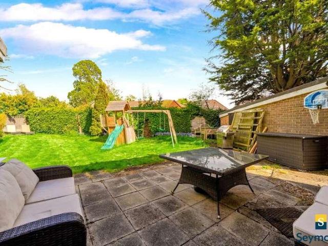 House for sale in Westborough, Surrey