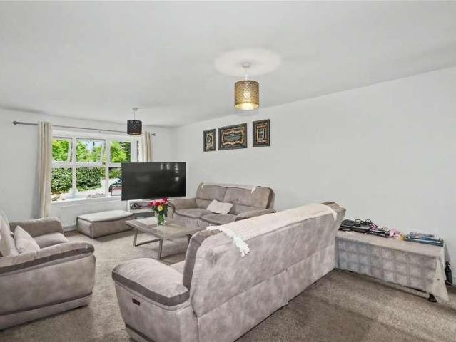 House for sale in Horsell, Woking