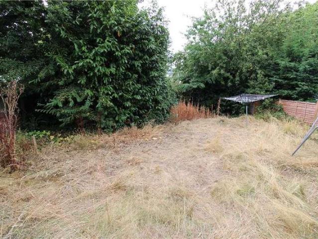 House for sale in Cottingley, West Yorkshire