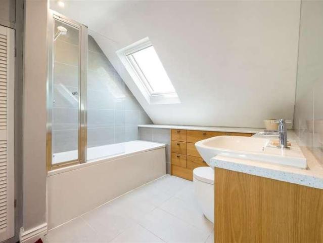 House for sale in Black Bourton, Oxfordshire