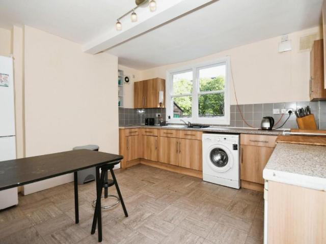 House for sale in Saint George's, South Yorkshire