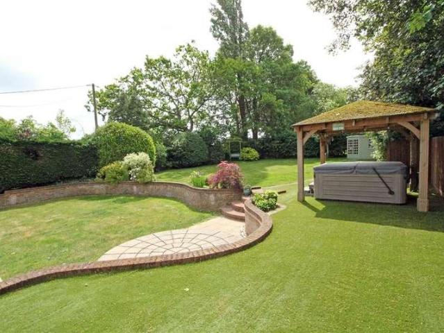 House for sale in Duton Hill, Essex