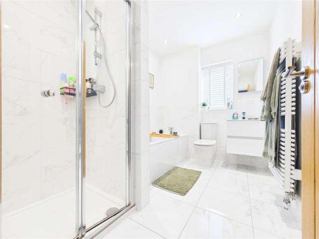 House for sale in Upper Wick, Malvern Hills
