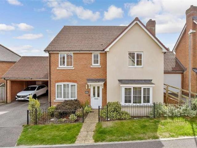 House for sale in Ash, Kent