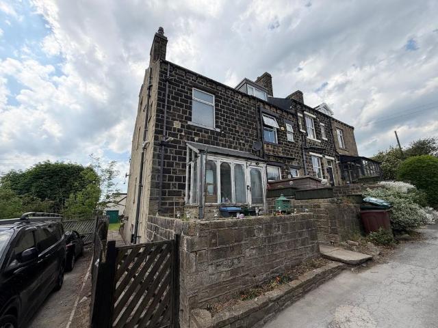 House for sale in Bingley, West Yorkshire