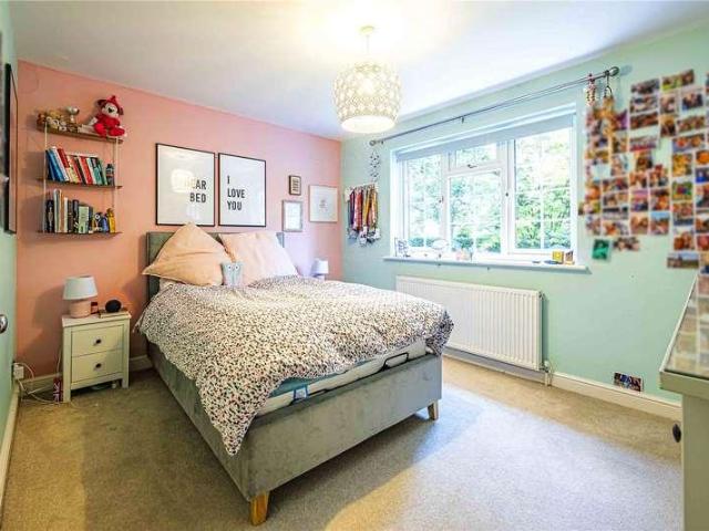 House for sale in Holywell, Studham