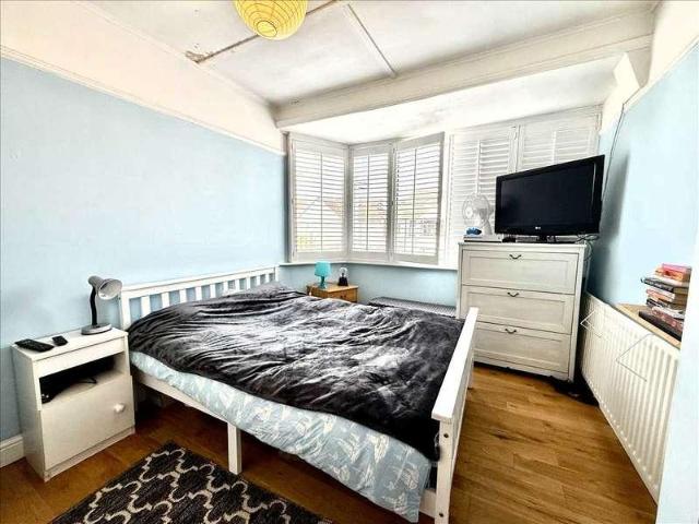 House for sale in London Borough of Hounslow, Feltham