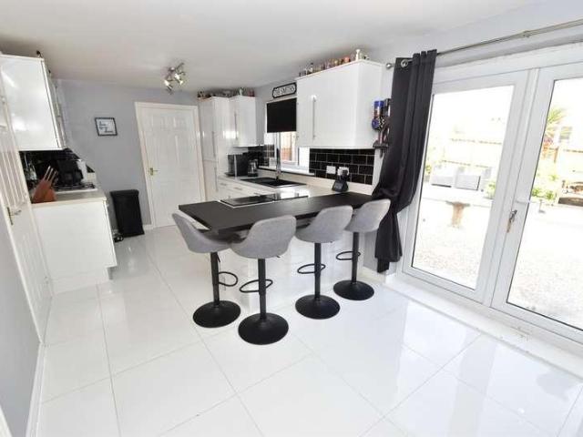 House for sale in Stanley