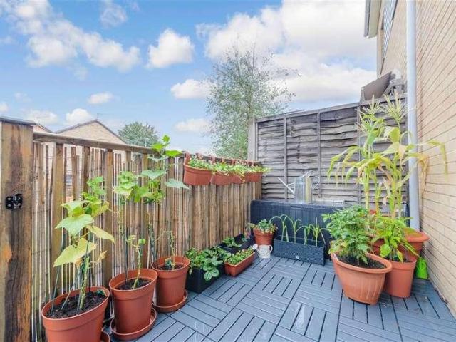 House for sale in Monks Orchard, Kent