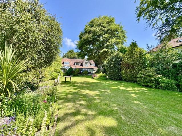 House for sale in Talbot Village, Bournemouth
