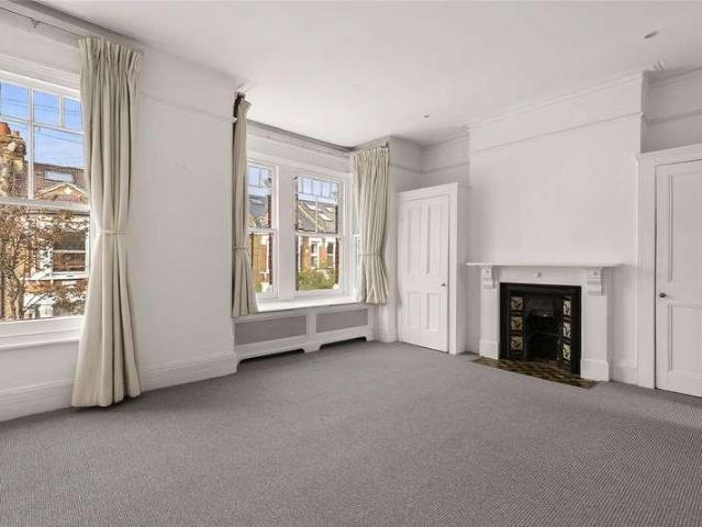 House for sale in London Borough of Wandsworth, Greater London