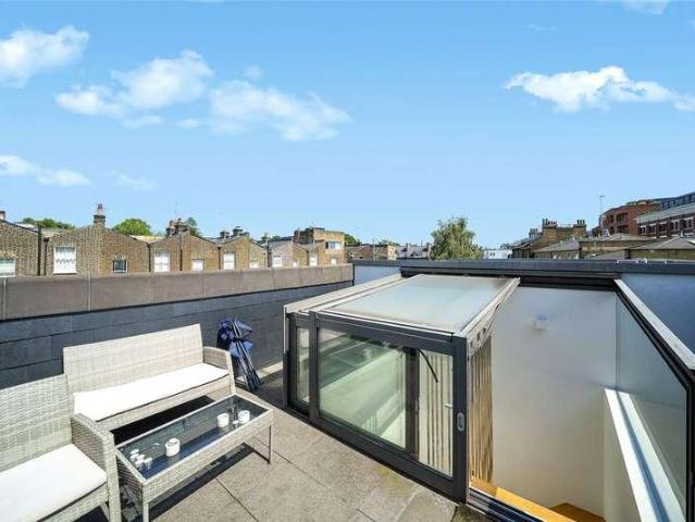 House for sale in Kentish Town, Greater London