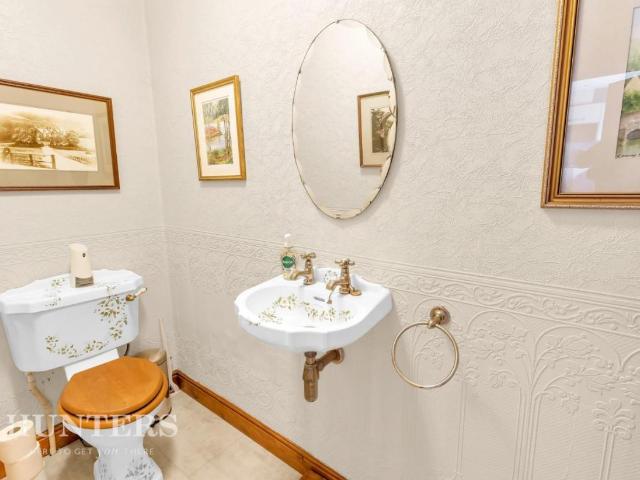 House for sale in Cross Stone, Todmorden