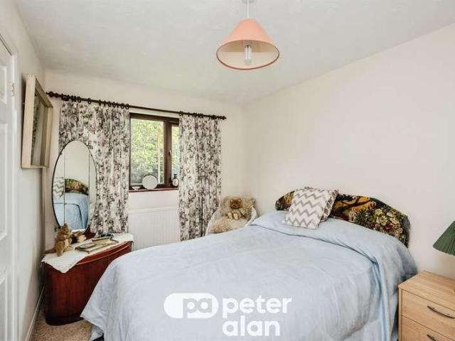 House for sale in Cimla, Neath
