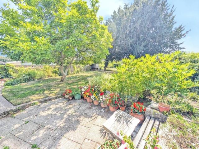 House for sale in Olveston