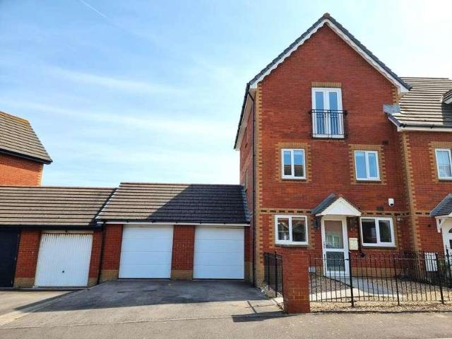House for sale in Barry Island, Barry