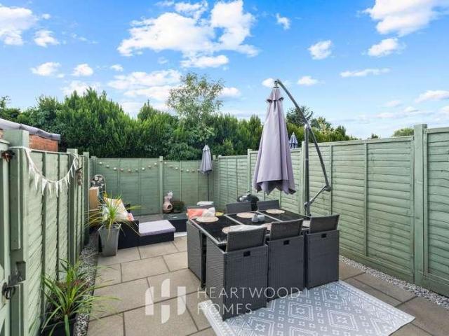 House for sale in St Albans, Five Acres