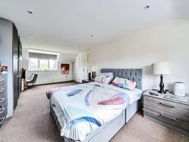 House for sale in Shinfield