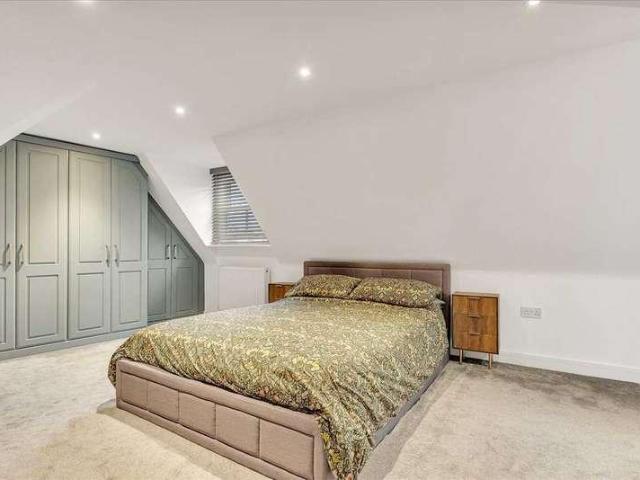 House for sale in Olney